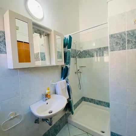 Apartment Trapan *
